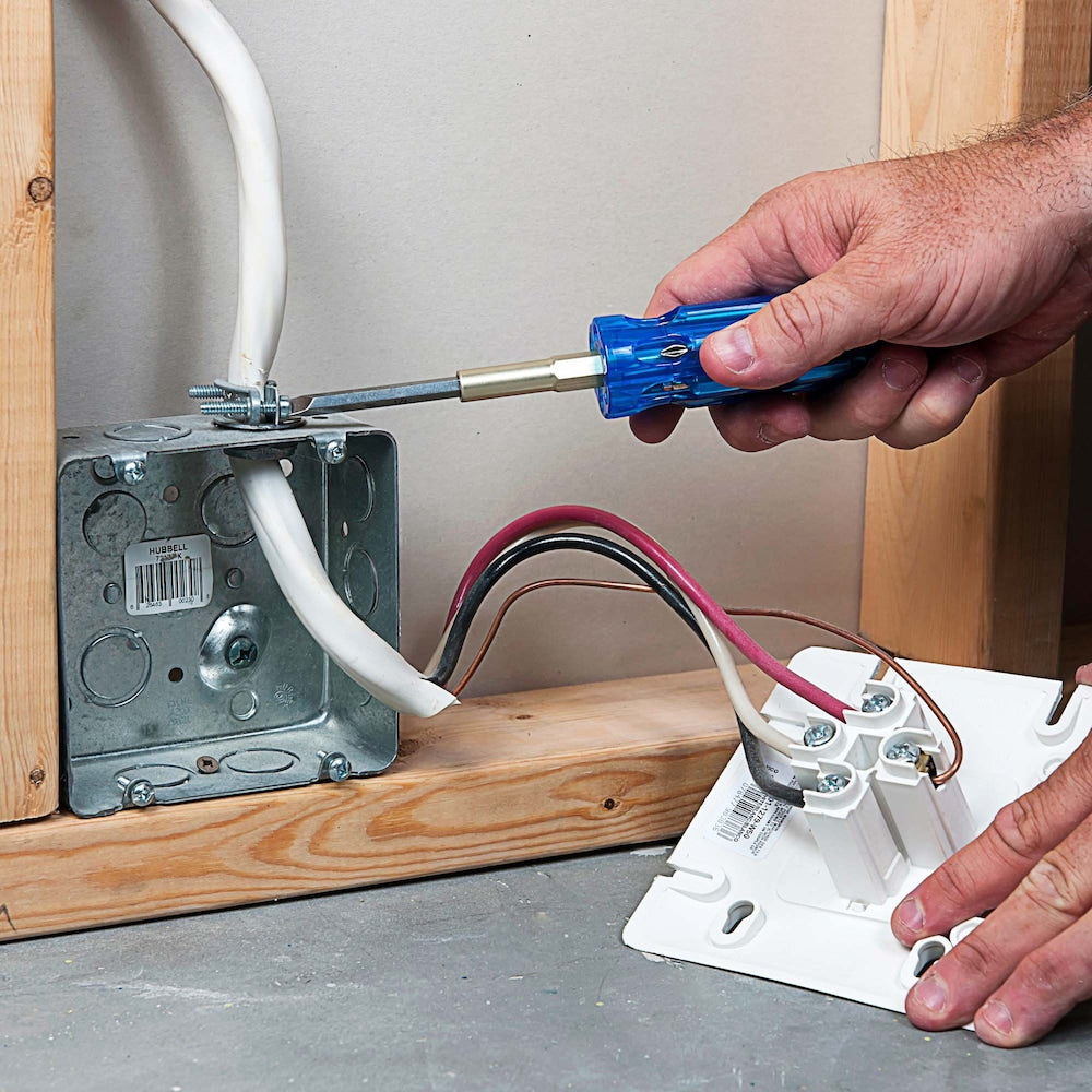 8/3 NMD90 40M Romex SIMpull Electrical Wire - White