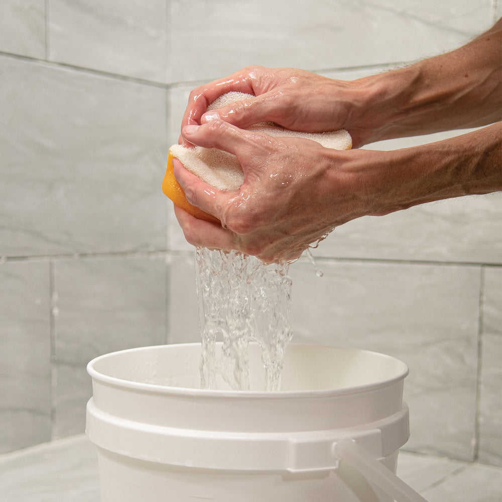 Éponge à récurer polyvalente de 7 1/2 po x 5 1/4 po pour le jointoiement, le nettoyage et le lavage