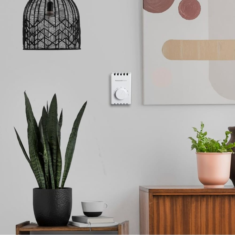 Electric Baseboard Thermostat - 4 Wire
