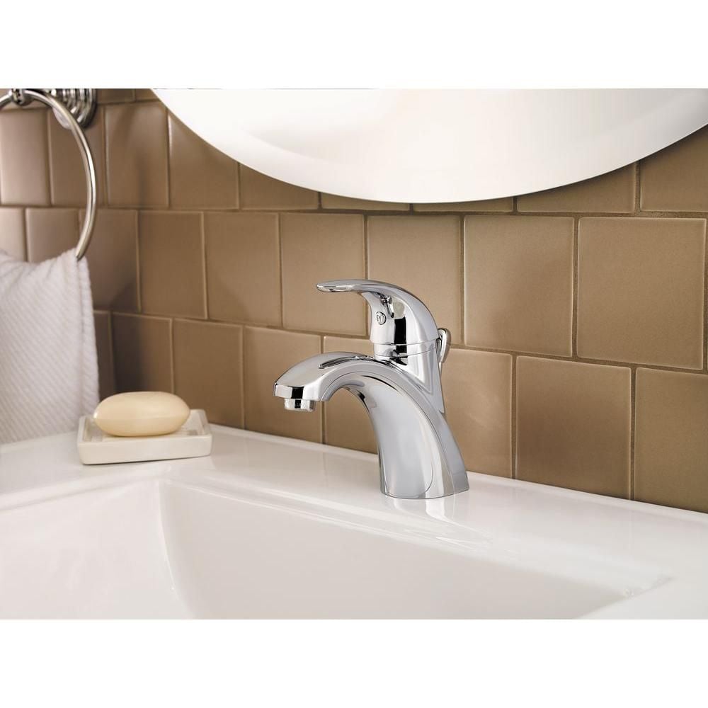 Robinet de lavabo de salle de bain à poignée unique Parisa à 1 ou 3 trous en chrome poli