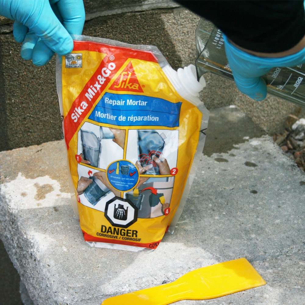 Sika Mix&Go, 1.25 Kg Patch Repair Mortar, Fast Setting, Concrete, Masonry, Cement & Blockwork Repair