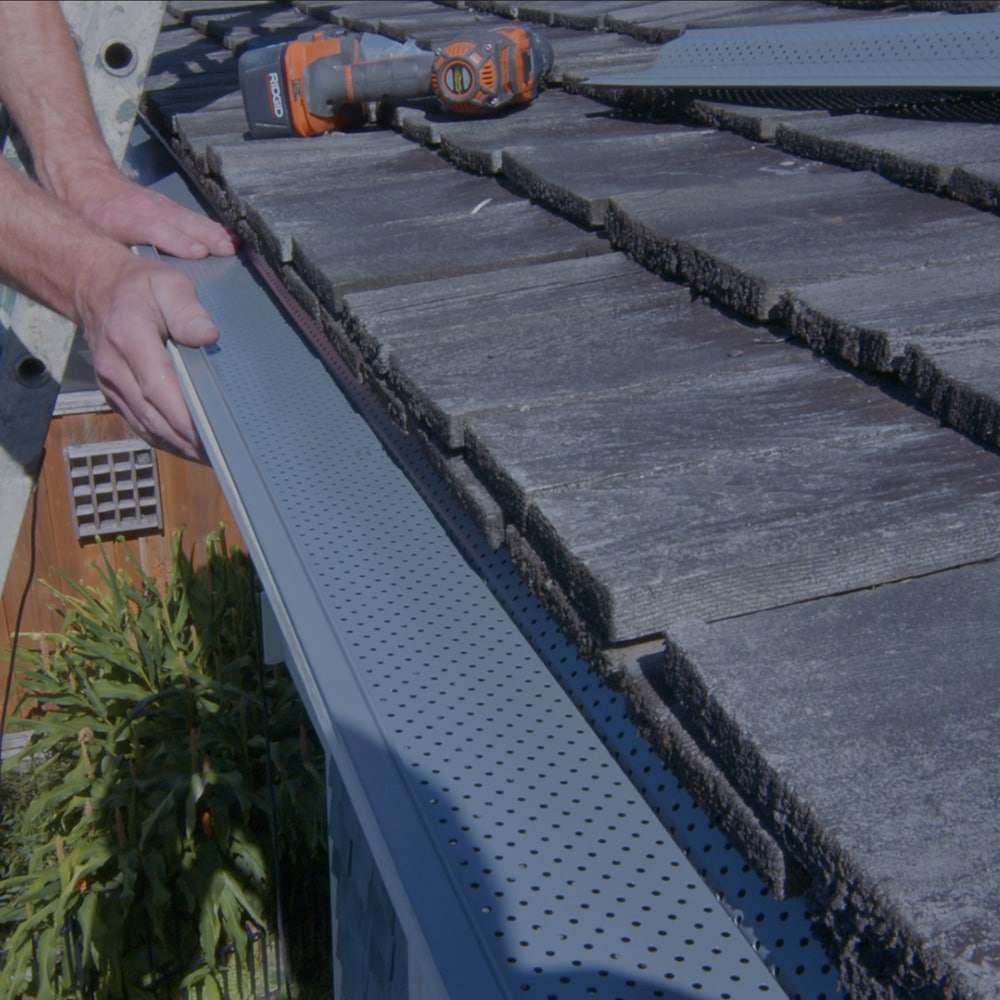 4 ft. L x 4-inch W Heavy-Duty Aluminum Gutter (Eavestrough) Guard (5-Pack)