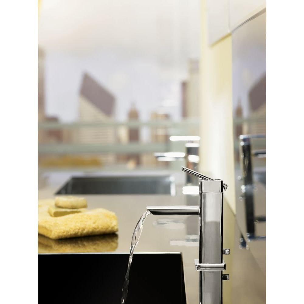 Robinet de lavabo de salle de bain à poignée unique à 90 degrés en chrome (vidange et valve incluses)