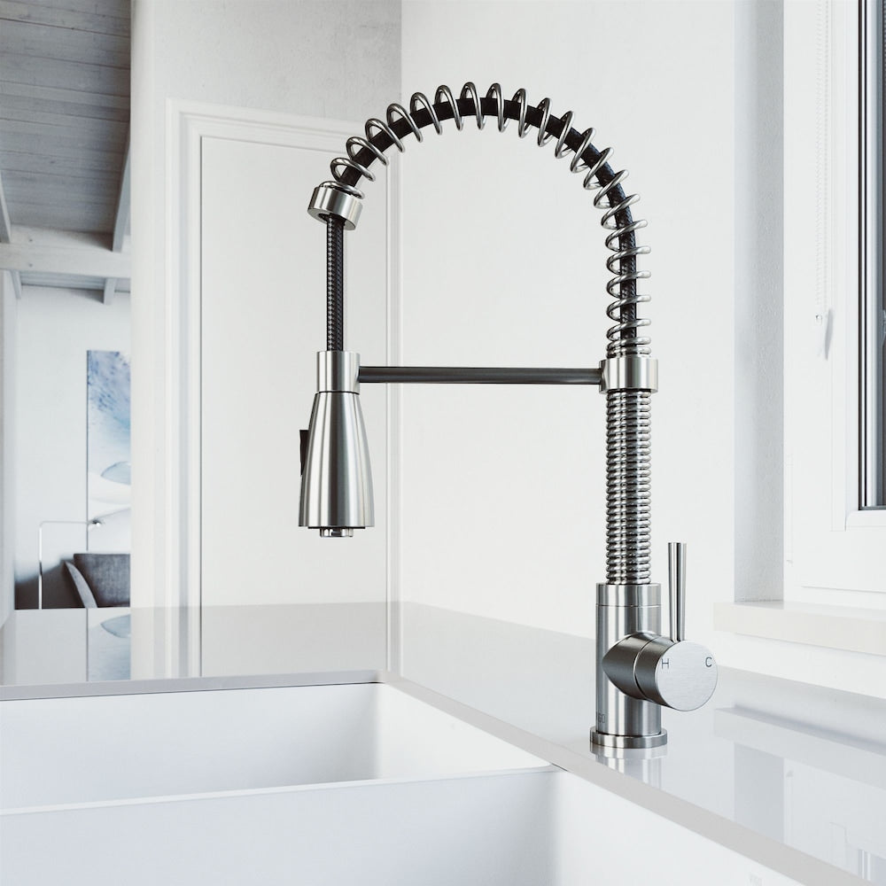 Robinet de cuisine Brant à poignée unique et douchette rétractable en acier inoxydable