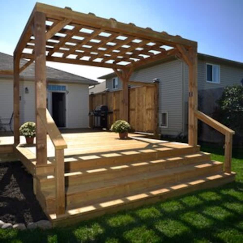 4 x 4 x 6' Pressure Treated Wood (Suitable for Ground Contact)