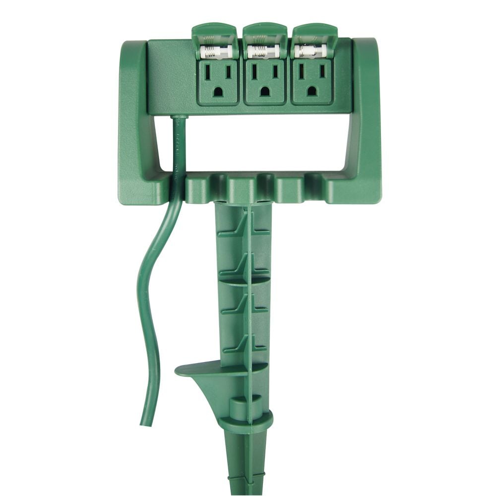 15 ft. Cord 3-Outlet 14-Gauge Medium Duty 15 Amps Outdoor Power Stake, Green