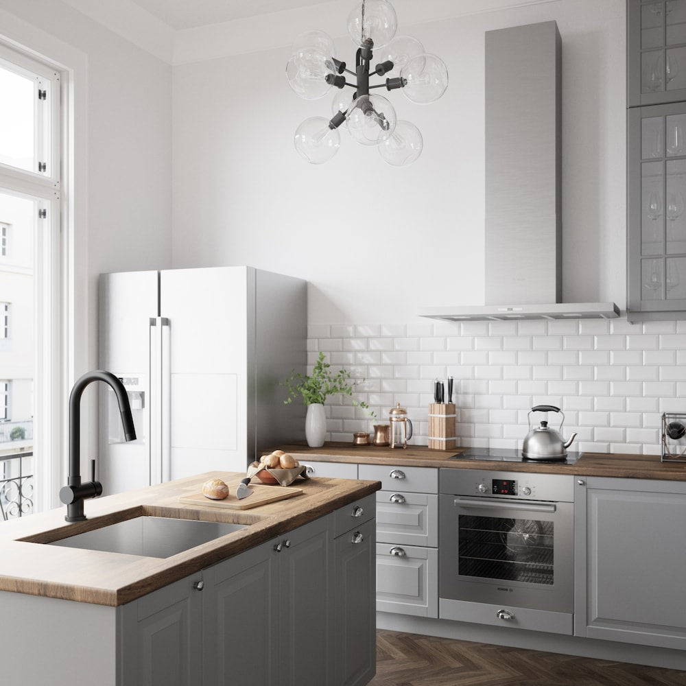 Robinet de cuisine à poignée unique et pulvérisateur rétractable Gramercy en noir mat