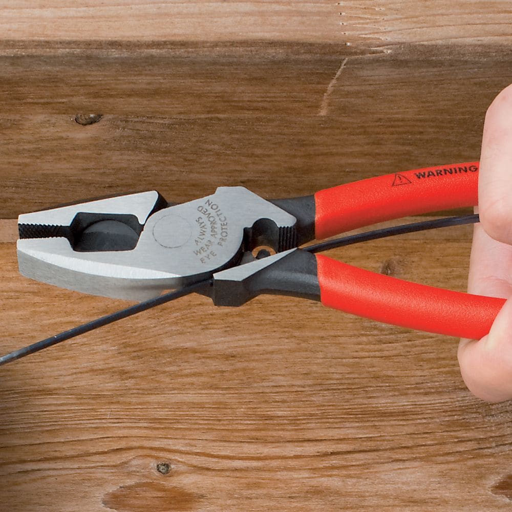 9 1/2 Inch High Leverage Lineman New England W/ Tape Puller & Crimper