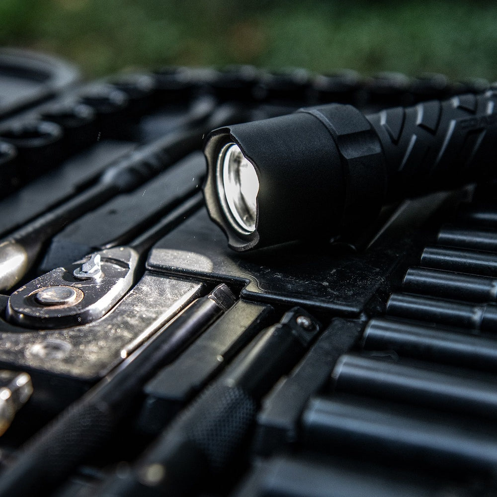 Polysteel 600 Heavy Duty 710 Lumen Waterproof LED Flashlight with Twist Focus