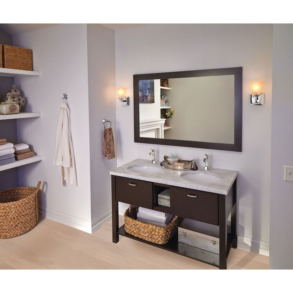 Robinet de lavabo de salle de bain Voss à poignée unique de 4 pouces avec plaque de pont en chrome (vidange et valve incluses)