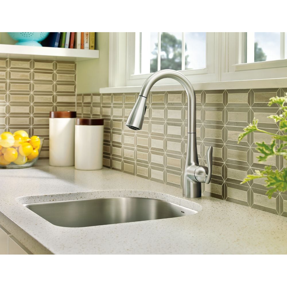 Arbor Pull Down Kitchen Faucet/Tap in Spot Resistant Stainless Steel
