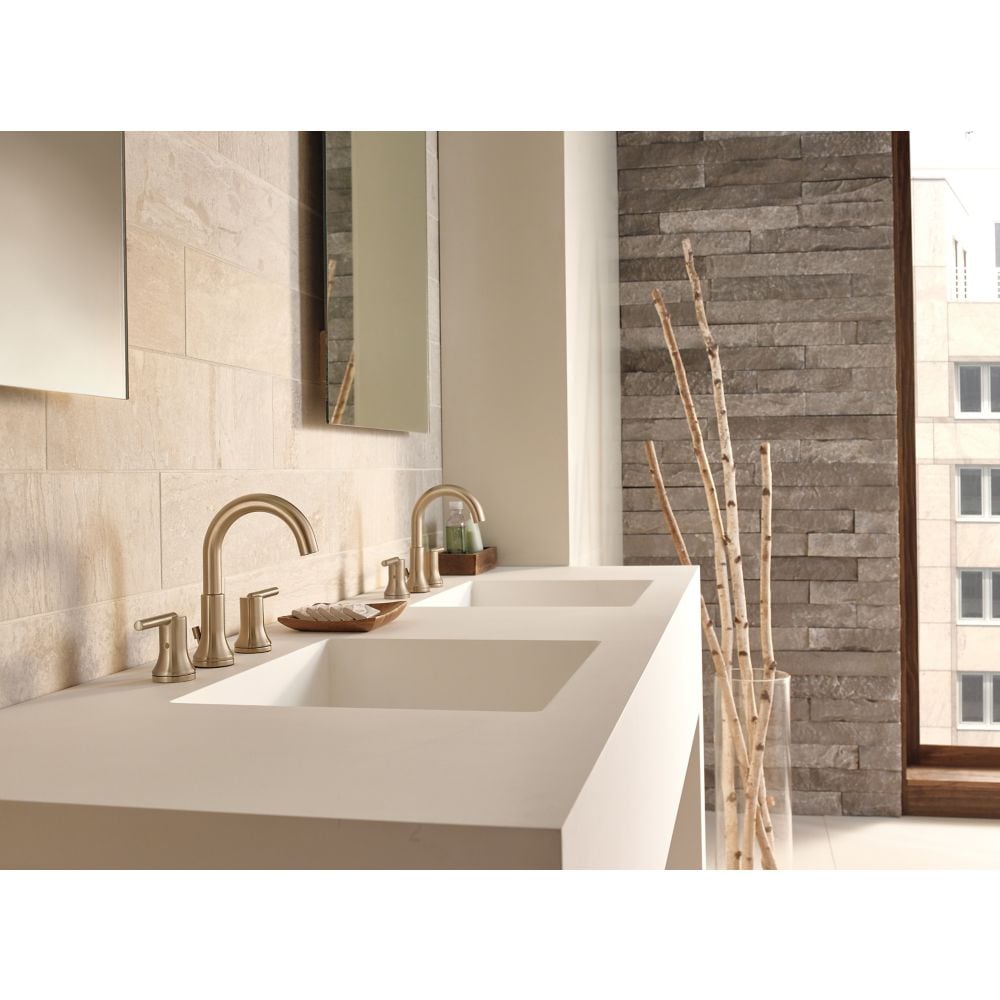 Robinet de lavabo de salle de bain à deux poignées Trinsic à débit d'eau standard avec poussoir en métal doré