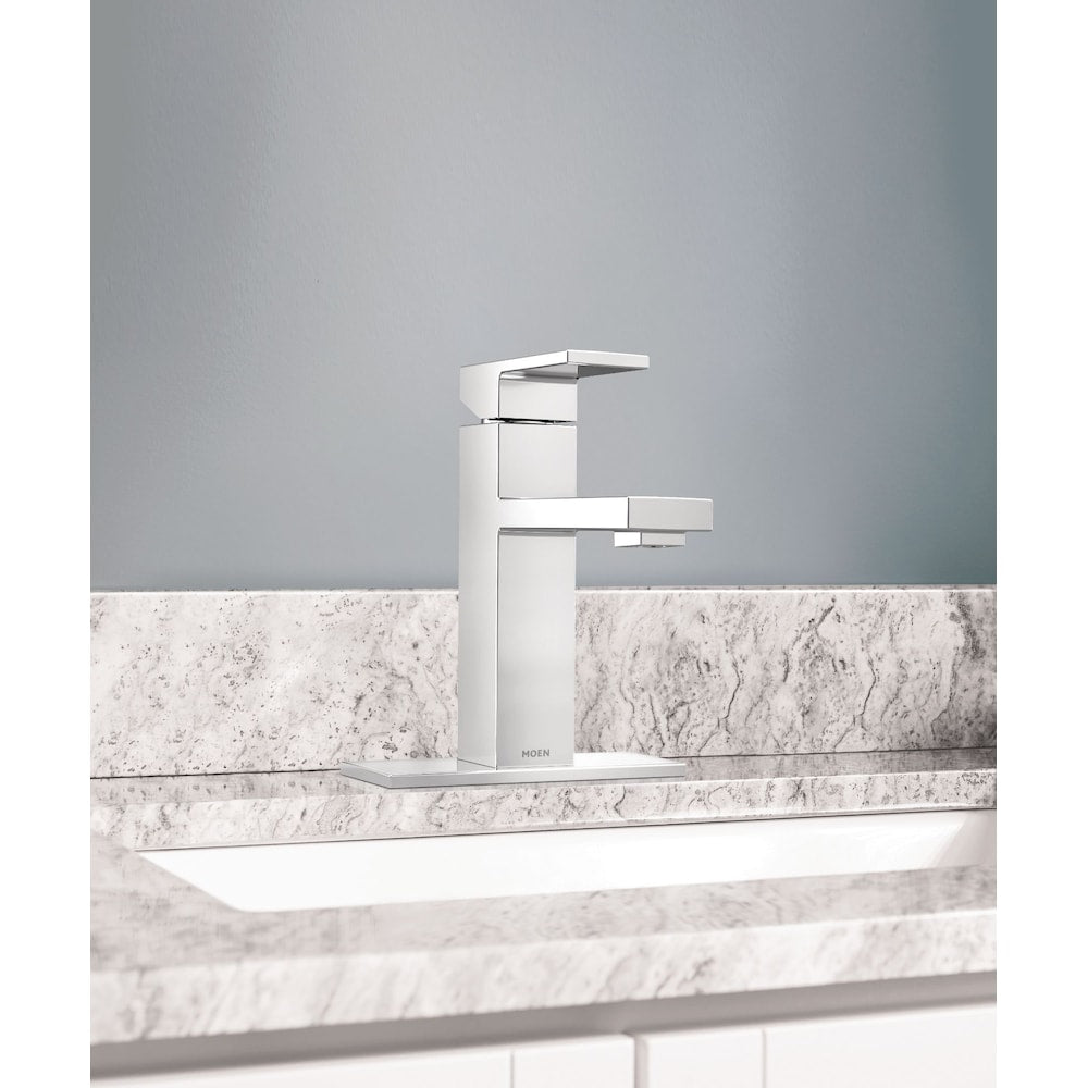 Robinet de lavabo de salle de bain à poignée unique Kyvos de 4 pouces avec plaque de pont en chrome (vidange et valve incluses)