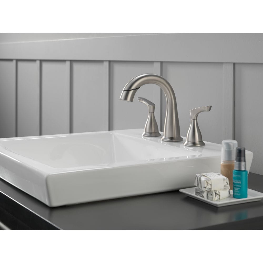 Robinet de salle de bain à 2 poignées Broadmoor de 8 po avec bec rétractable en nickel brossé SpotShield