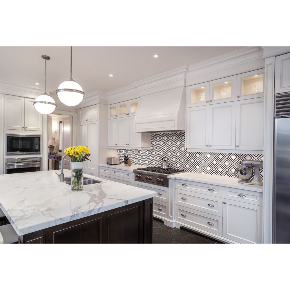Statuario Piazza Polished Porcelain Mosaics (9.68 sq.ft. / case)