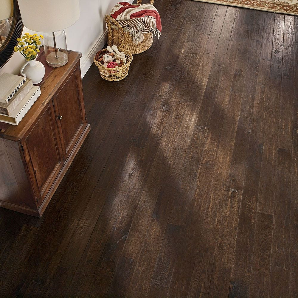 Oak Brown Harmony 3/4-inch T x 5-inch W x Varying L Solid Hardwood Flooring (23.5 sq.ft./case)
