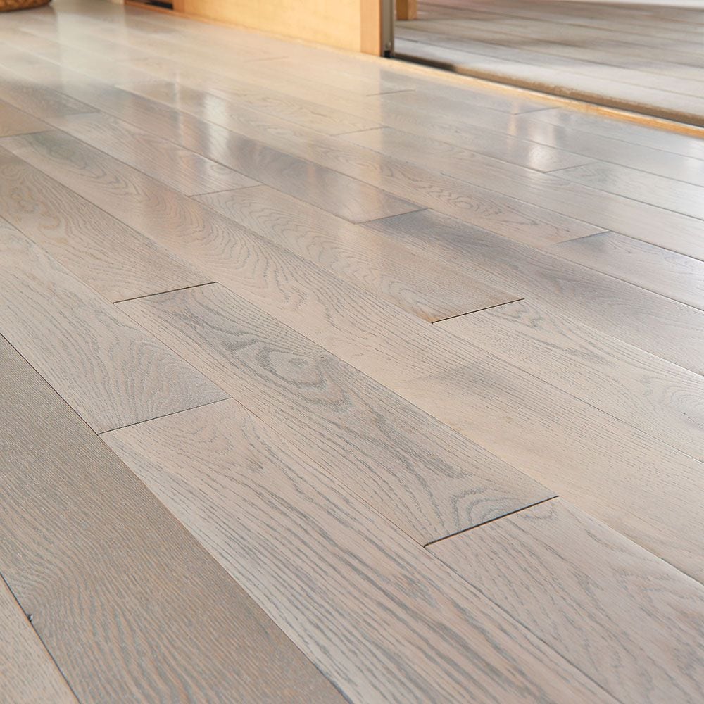 Plancher, bois franc massif, 3/4 po d'épaisseur x 5 po de largeur x longueur variable, Chêne Endless Summer (23,5 pi²/boîte)