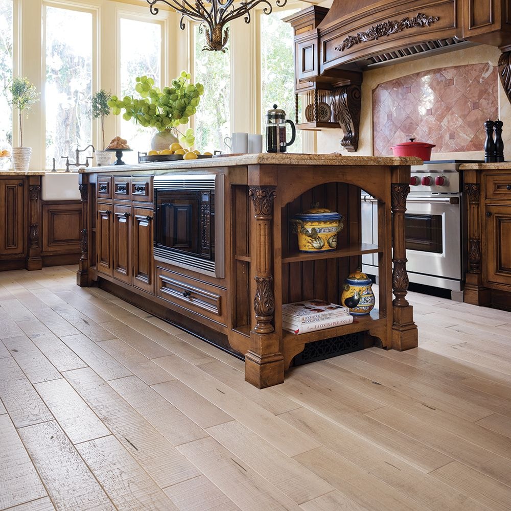 Plancher, bois franc massif, 3/4 po x 5 po x longueur variable, Chêne français Miramar (22,60 pi2/boîte)