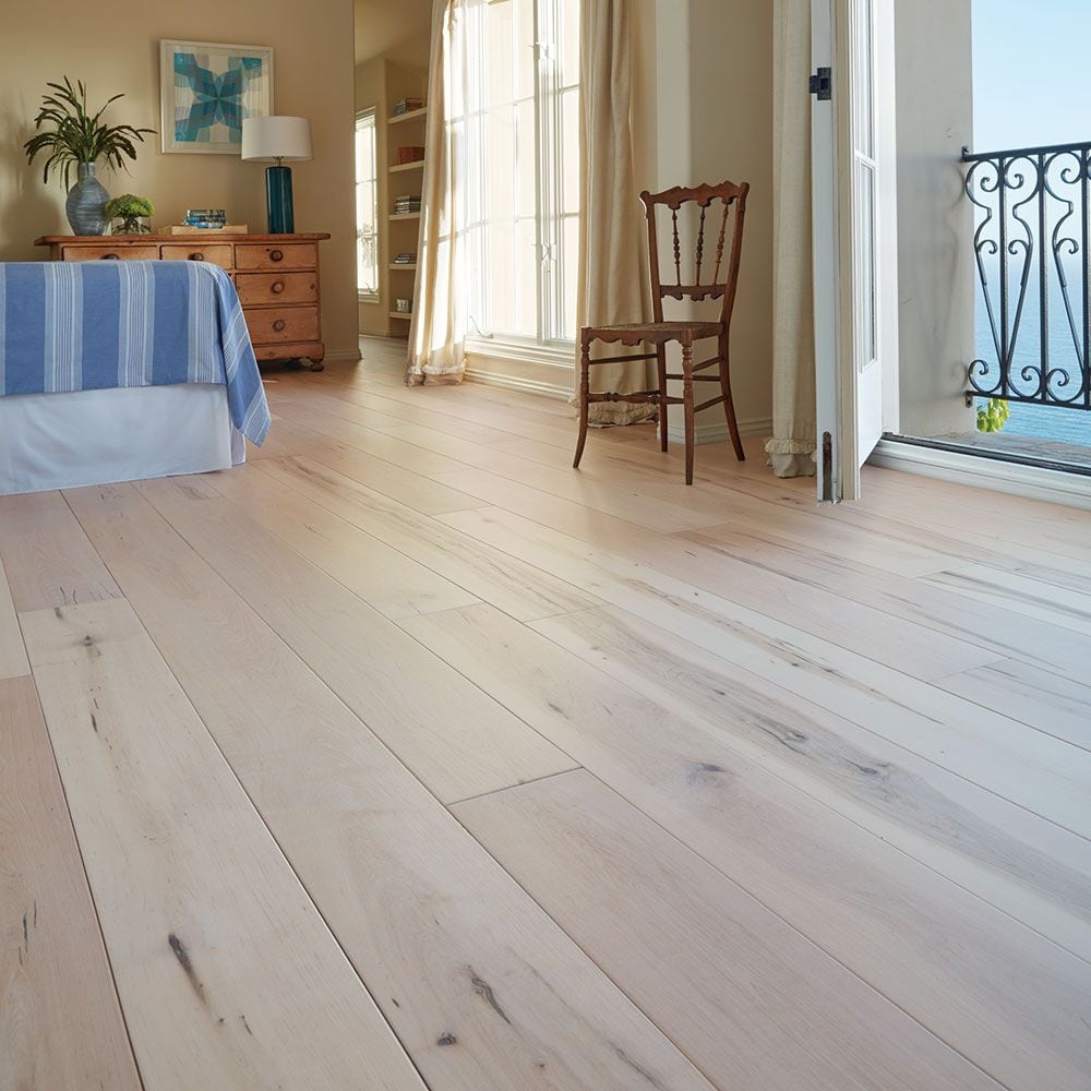Maple Manhattan 1/2-inch x 7-1/2-inch x Varying Length Engineered Hardwood Flooring (23.31 sq.ft./case)