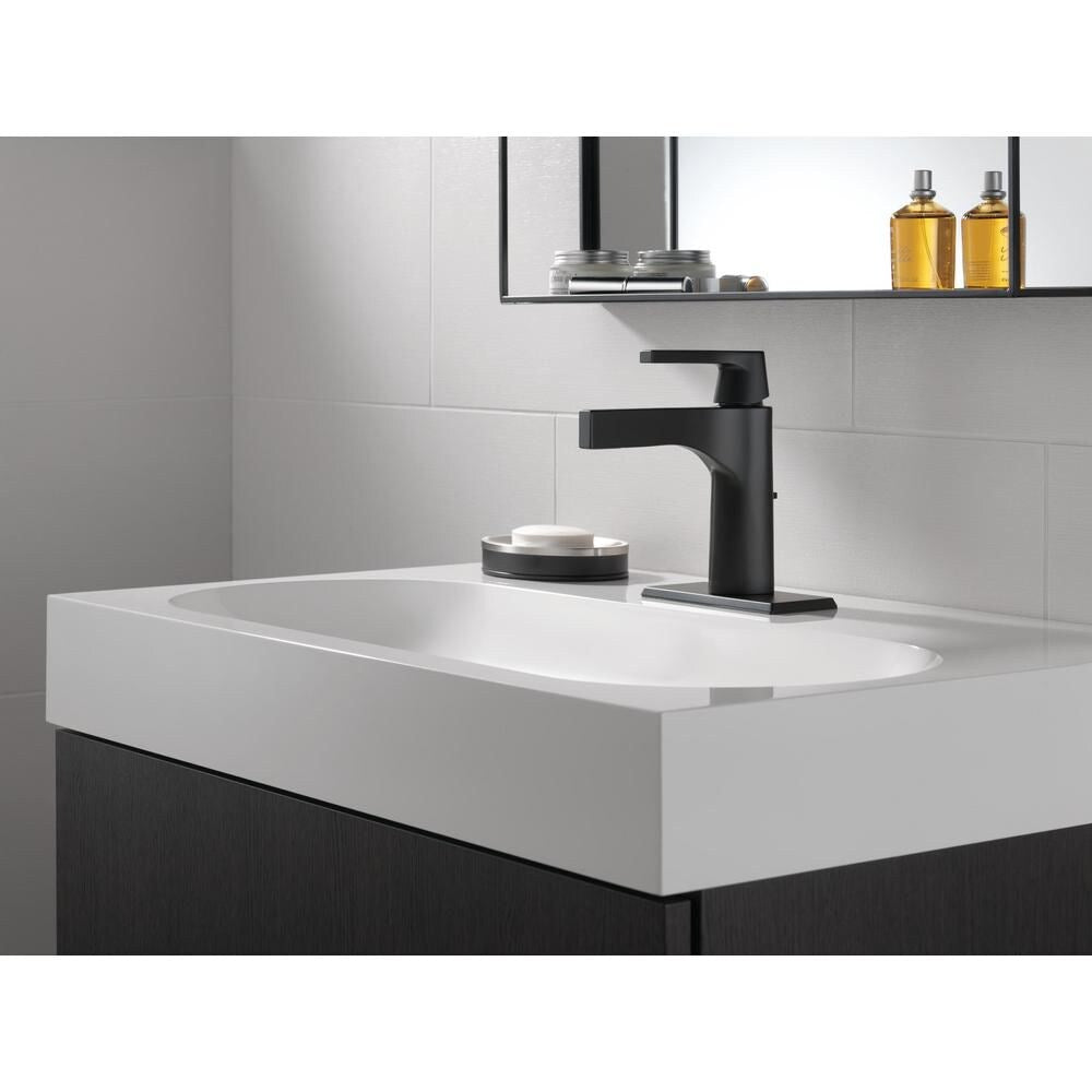Robinet de lavabo de salle de bain à poignée unique à trou unique Zura, montage sur pont, débit standard, noir mat