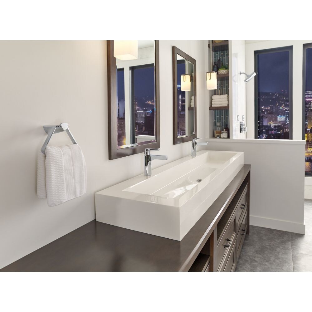 Robinet de lavabo de salle de bain à poignée unique à trou unique Zura avec ensemble de vidange en métal en acier inoxydable