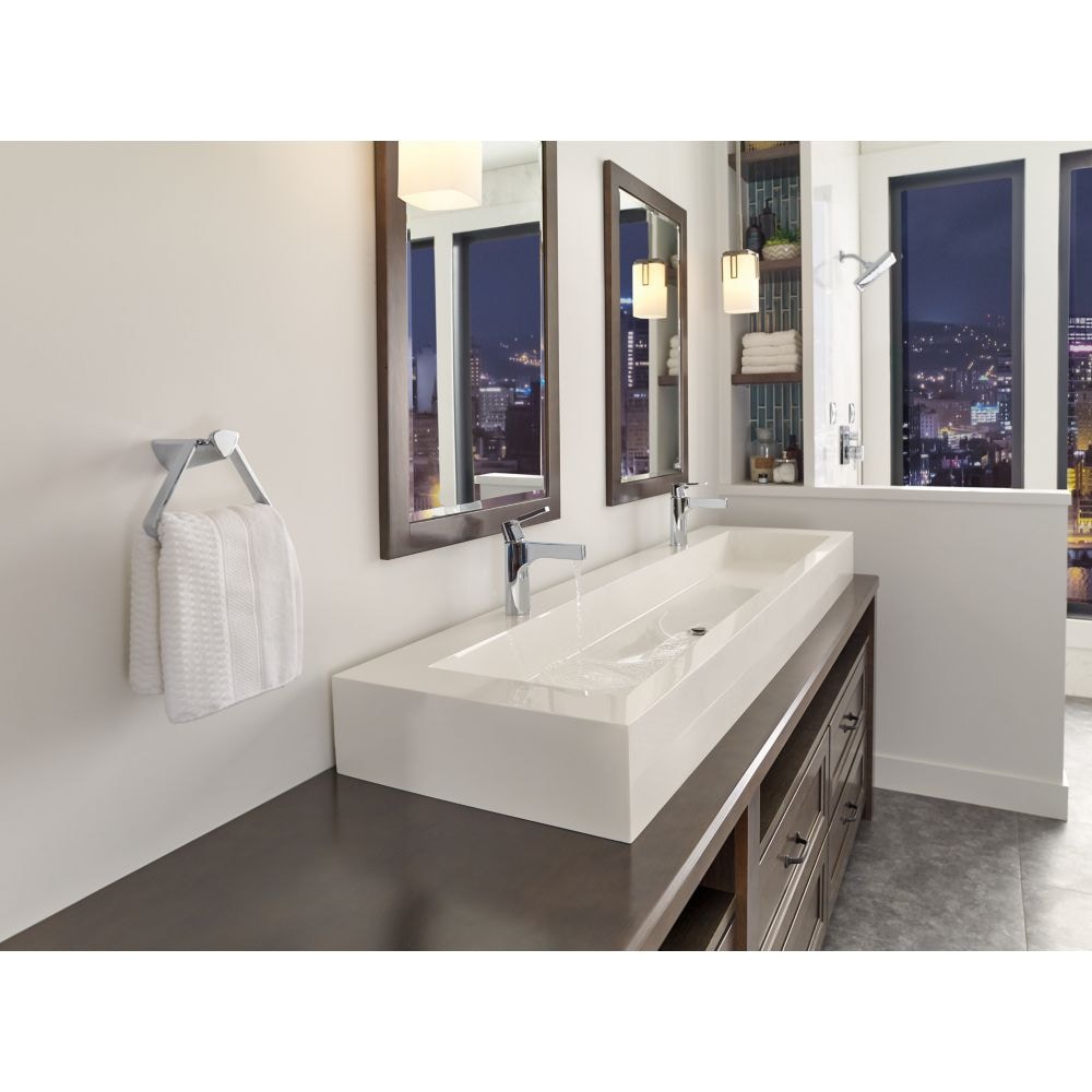 Robinet de lavabo de salle de bain à poignée unique à trou unique Zura avec ensemble de vidange en métal en acier inoxydable