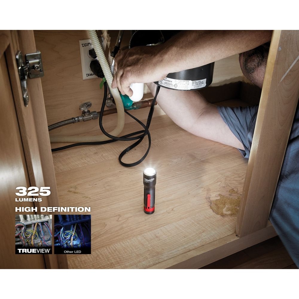 325-Lumen LED Aluminum Flashlight