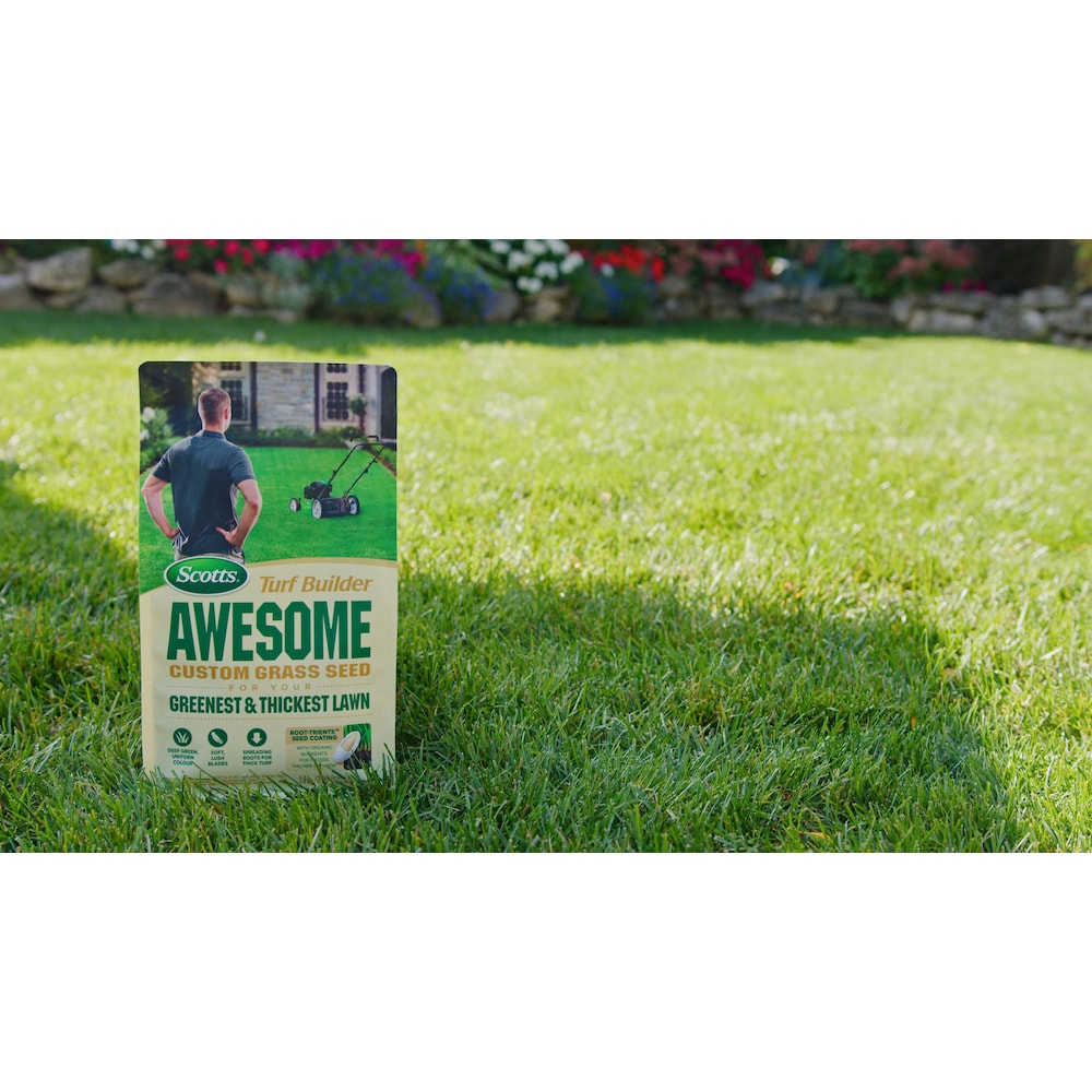 Turf Builder Awesome Lawn Seed Blend - 1.4kg - 210m2 (2,260ft2)