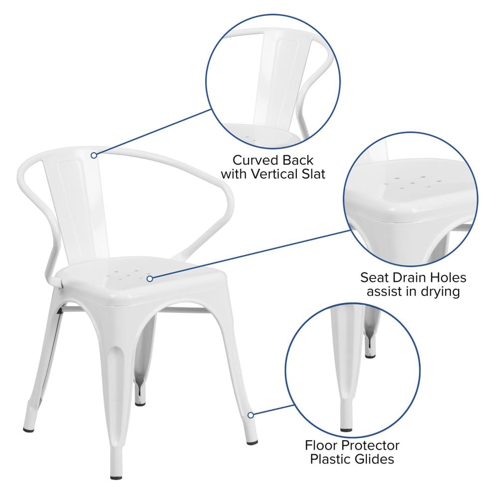 Chaise en métal blanc avec accoudoirs