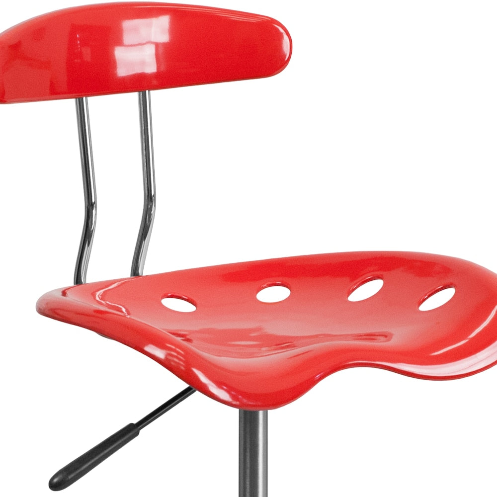 Tabouret de dessinateur chromé et couleur tomate cerise vibrante avec siège de tracteur