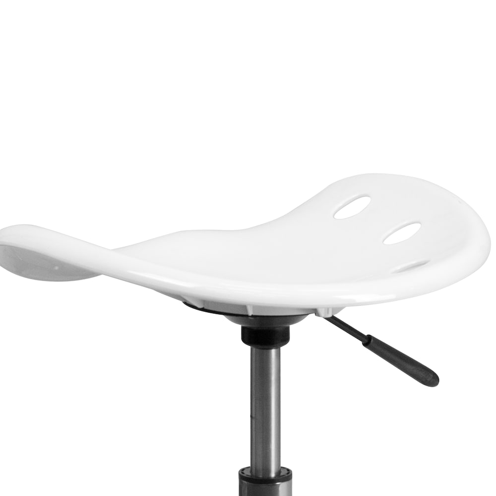 Siège de tracteur blanc vibrant et tabouret chromé