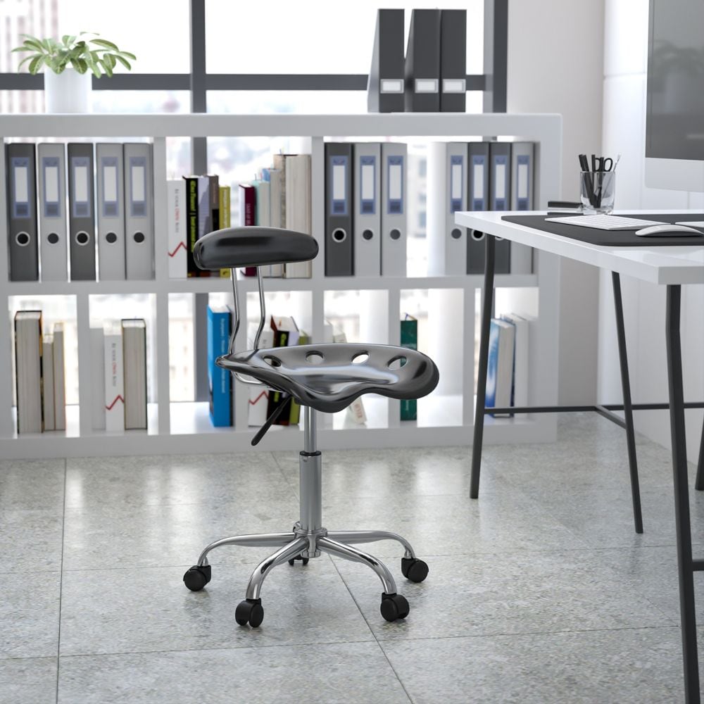 Chaise de travail pivotante noire et chromée vibrante avec siège tracteur