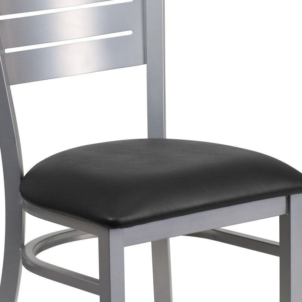 Chaise à lattes argentées - Siège noir