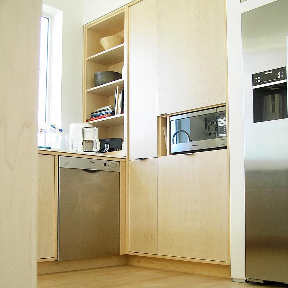 3/4 po. X 2 pieds. X 4 pieds. Contreplaqué d'érable préfini