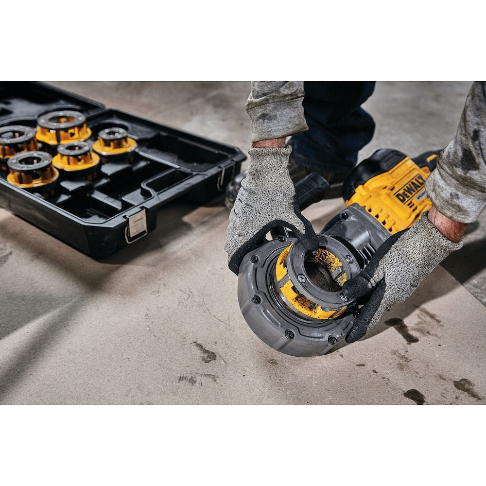 60V MAX FLEXVOLT Lithium-Ion Cordless Brushless Pipe Threader Kit with (2) 9Ah Oil-Resistant Batteries, Charger and Bag