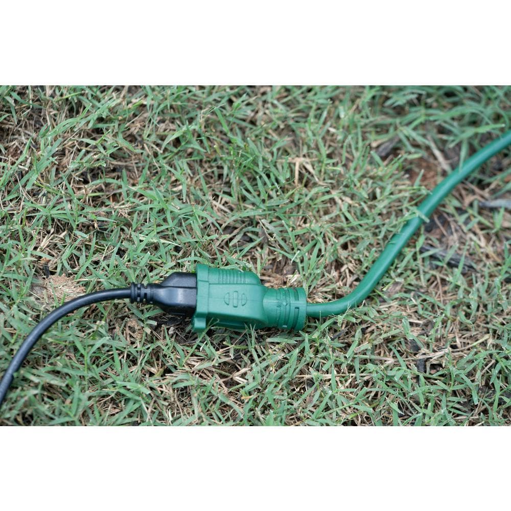Rallonge électrique extérieure 16/3 SJTW de 80 pi, 10 ampères, avec fiche verrouillable, en vert