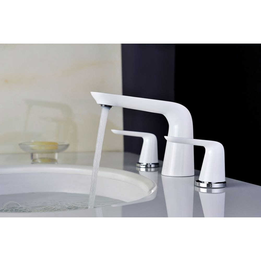 Pendant Series 8-inch Widespread 2-Handle Low-Arc Bathroom Faucet in Polished Chrome