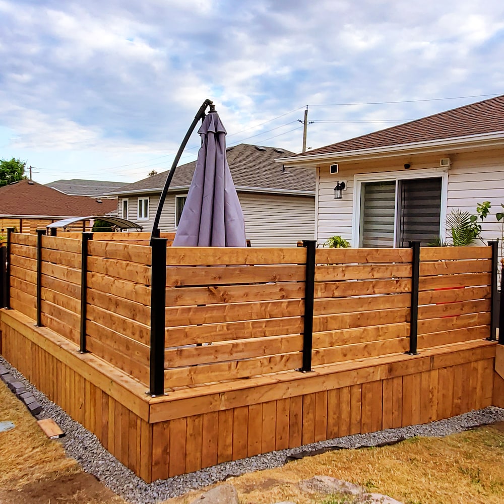 44" Aluminum Fence Corner Post & Hardware Kit Black ( Kit B4)