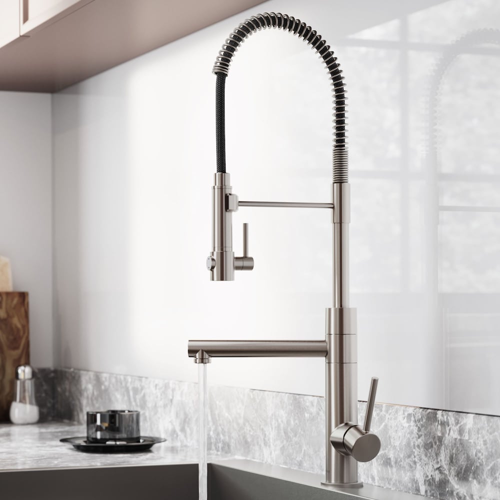 Robinet de cuisine à poignée unique avec pulvérisateur de pré-rinçage et remplisseur de casserole