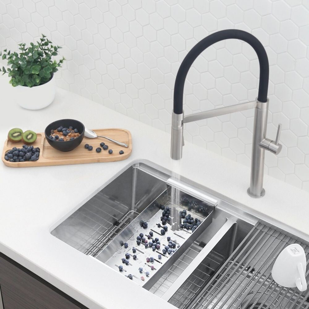 Pull Out Single Handle Stainless Steel Kitchen Faucet