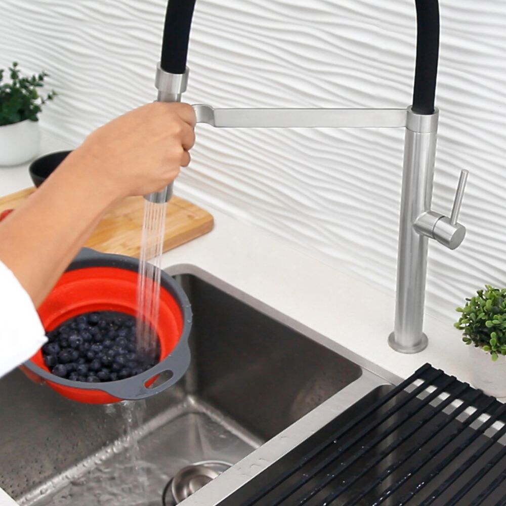 Pull Out Single Handle Stainless Steel Kitchen Faucet