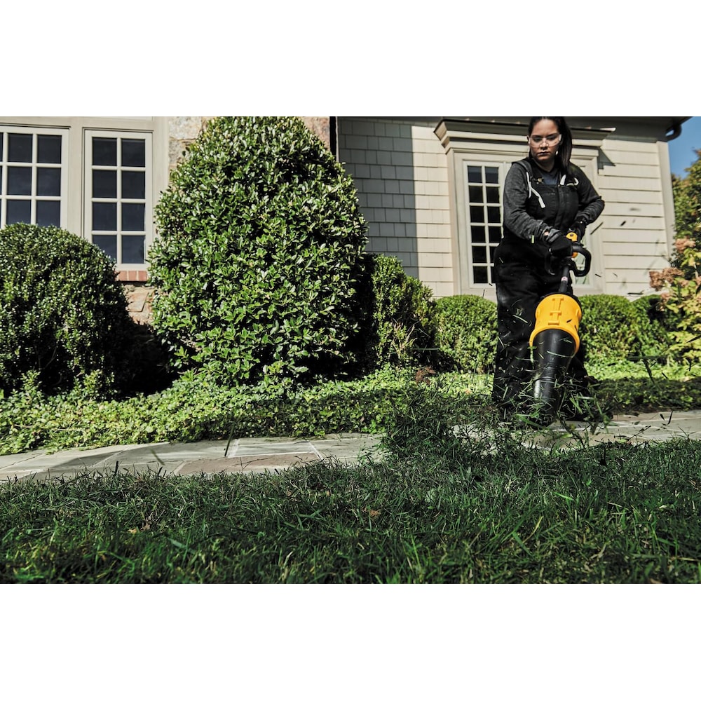 60V MAX FLEXVOLT Lithium-Ion Cordless Brushless 17-inch Folding Attachment Capable String Trimmer Kit with 9Ah Battery and Charger