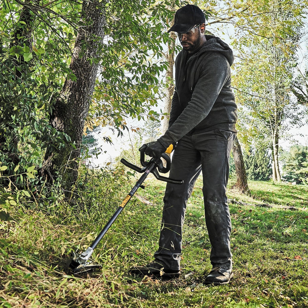 60V MAX FLEXVOLT Lithium-Ion Cordless Brushless 17-inch Folding Attachment Capable String Trimmer Kit with 9Ah Battery and Charger