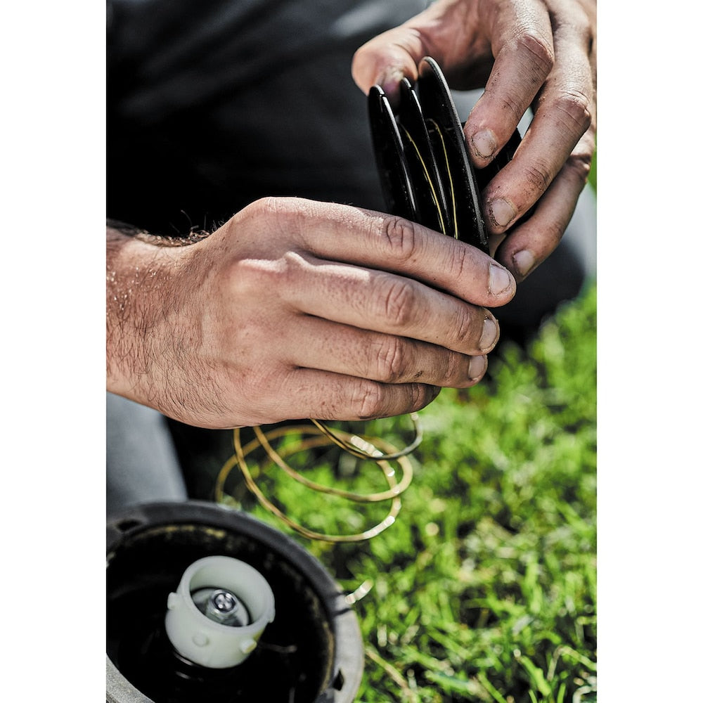 60V MAX FLEXVOLT Lithium-Ion Cordless Brushless 17-inch Folding Attachment Capable String Trimmer Kit with 9Ah Battery and Charger