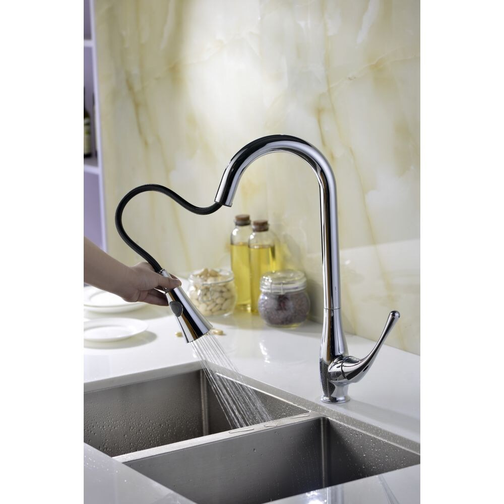 Singer Series Single-Handle Pull-Down Sprayer Kitchen Faucet in Polished Chrome