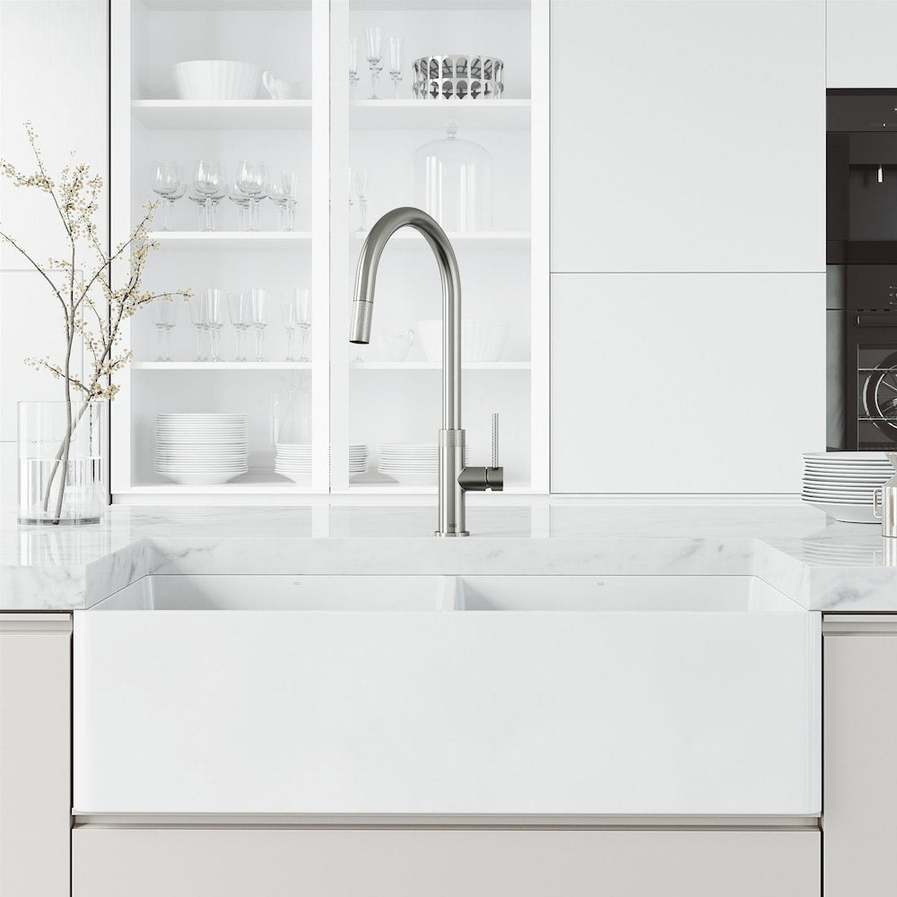 Robinet de cuisine à poignée unique et douchette rétractable Bristol en acier inoxydable