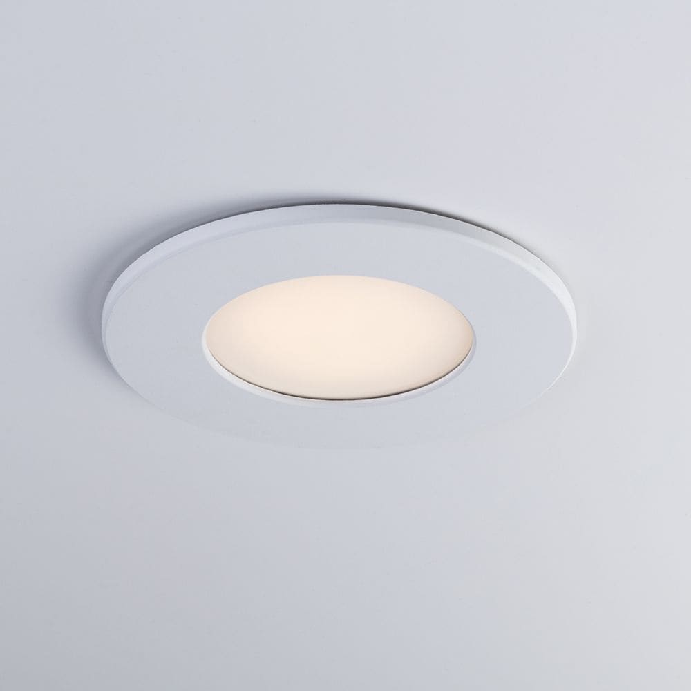 Luminaire multiple à DEL intégré CCT5 sélectionnable de 4 pouces avec garnitures blanches, noires, BN et magnétiques (paquet de 4)