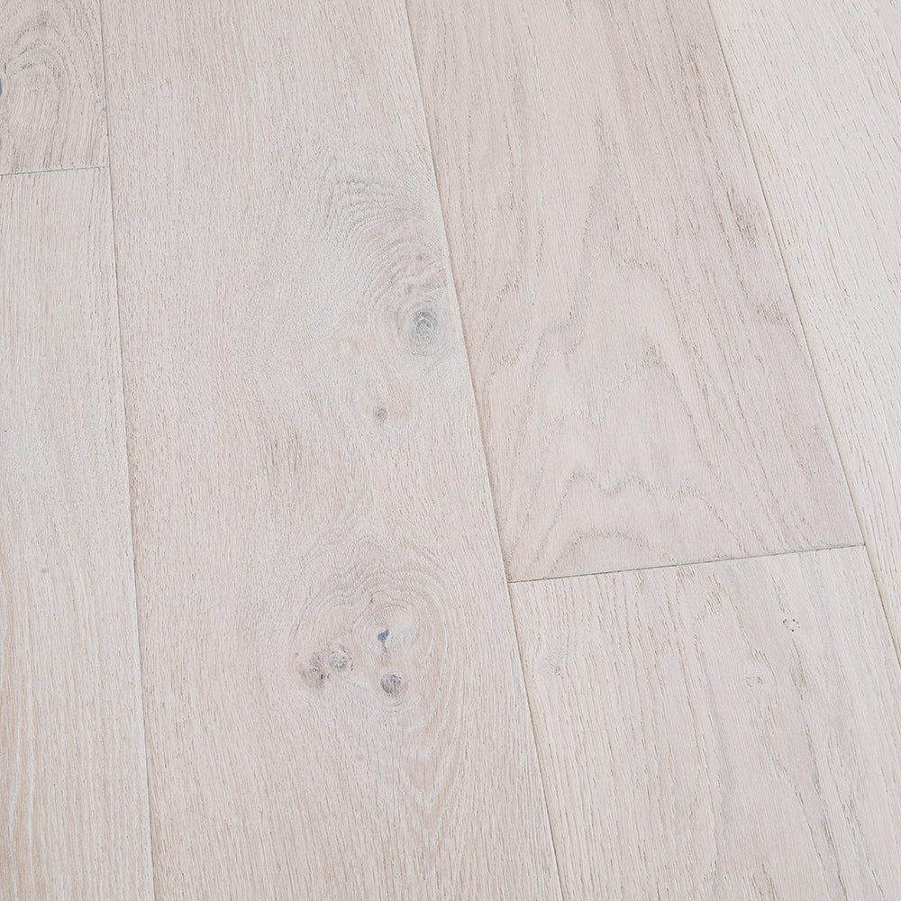 Sample -French Oak Rincon Engineered Click Lock Hardwood Flooring, 6.5 inch x 7 inch