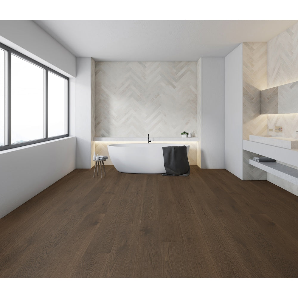 Plancher de bois franc d'ingénierie emboîtable et imperméable Royal Oak Random L x 6,5 po l x 7 mm, brun foncé (21,80 pi2/caisse)
