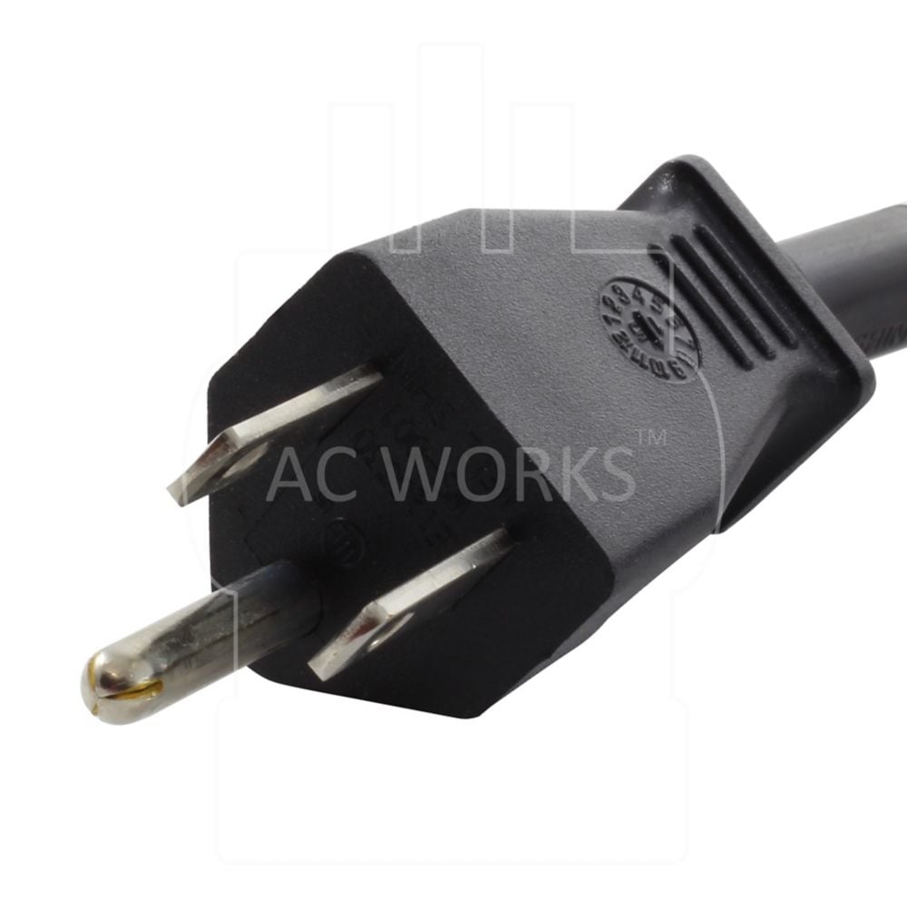 Household 15A Extension Cord with Locking Female Connector